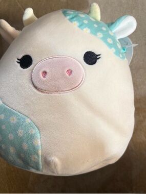 Squishmallows Cream & Mint Floral Cow Plush